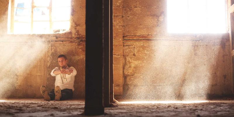 伊扫芒:解码时尚与风格的永恒对话